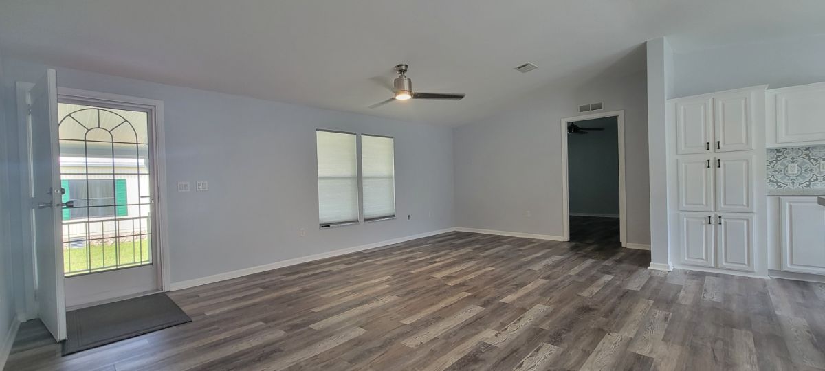 8200 Palm Harbor Way