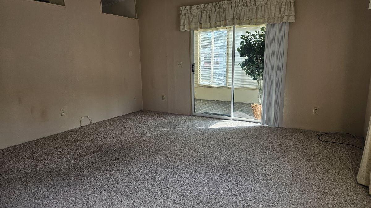 7043 W Lincolnshire Drive