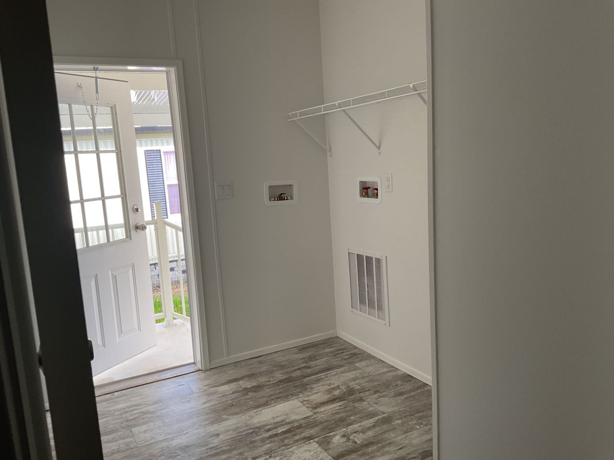 15404 LAKESHORE VILLA ROAD