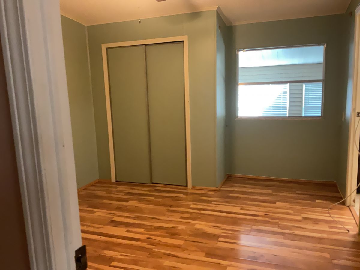 15414 LAKESHORE VILLA LANE