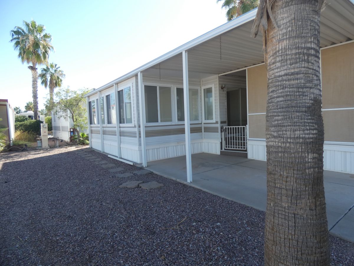 1110 North Henness Rd 1051