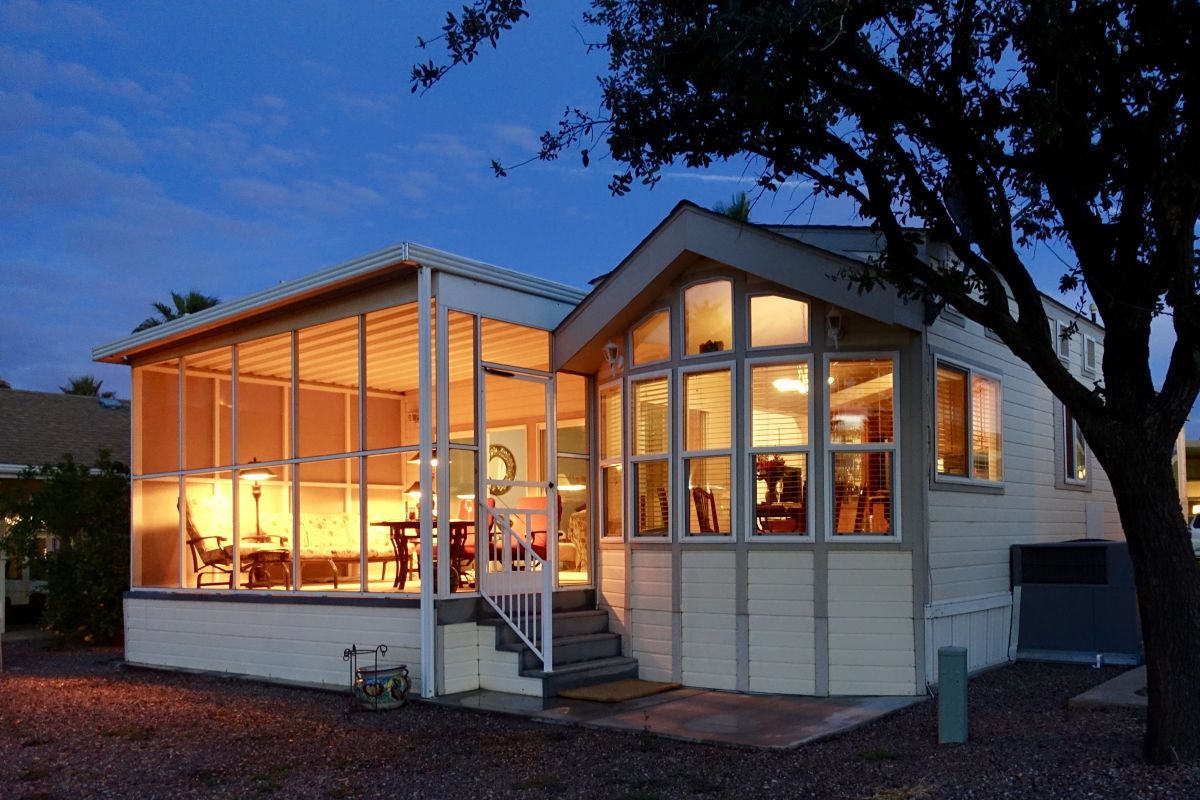 1110 North Henness Rd 1790