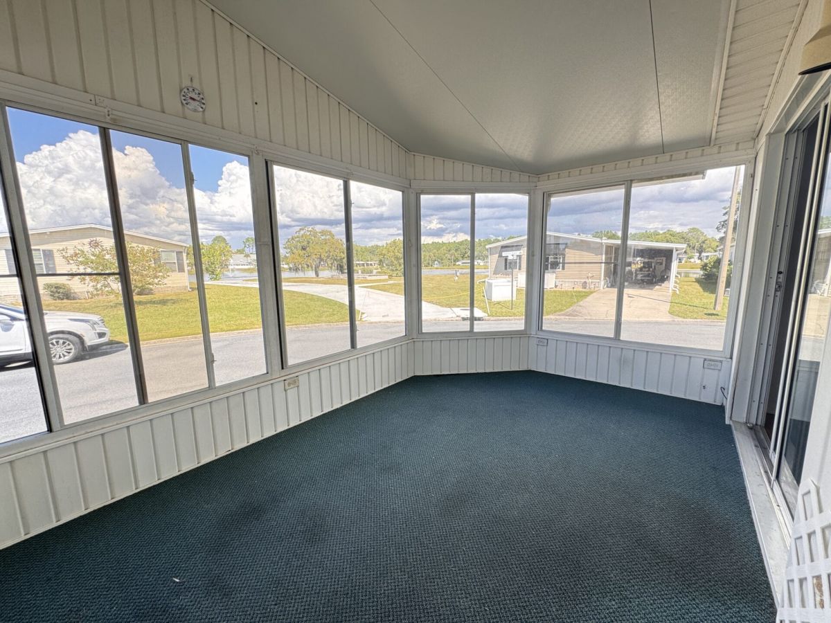 928 SE Vito Dr Lot #521