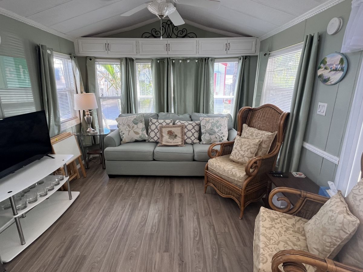 11911 66th Street 621