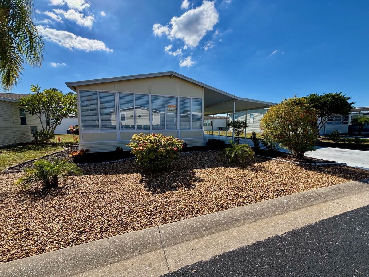 2110 BAYOU DRIVE SOUTH