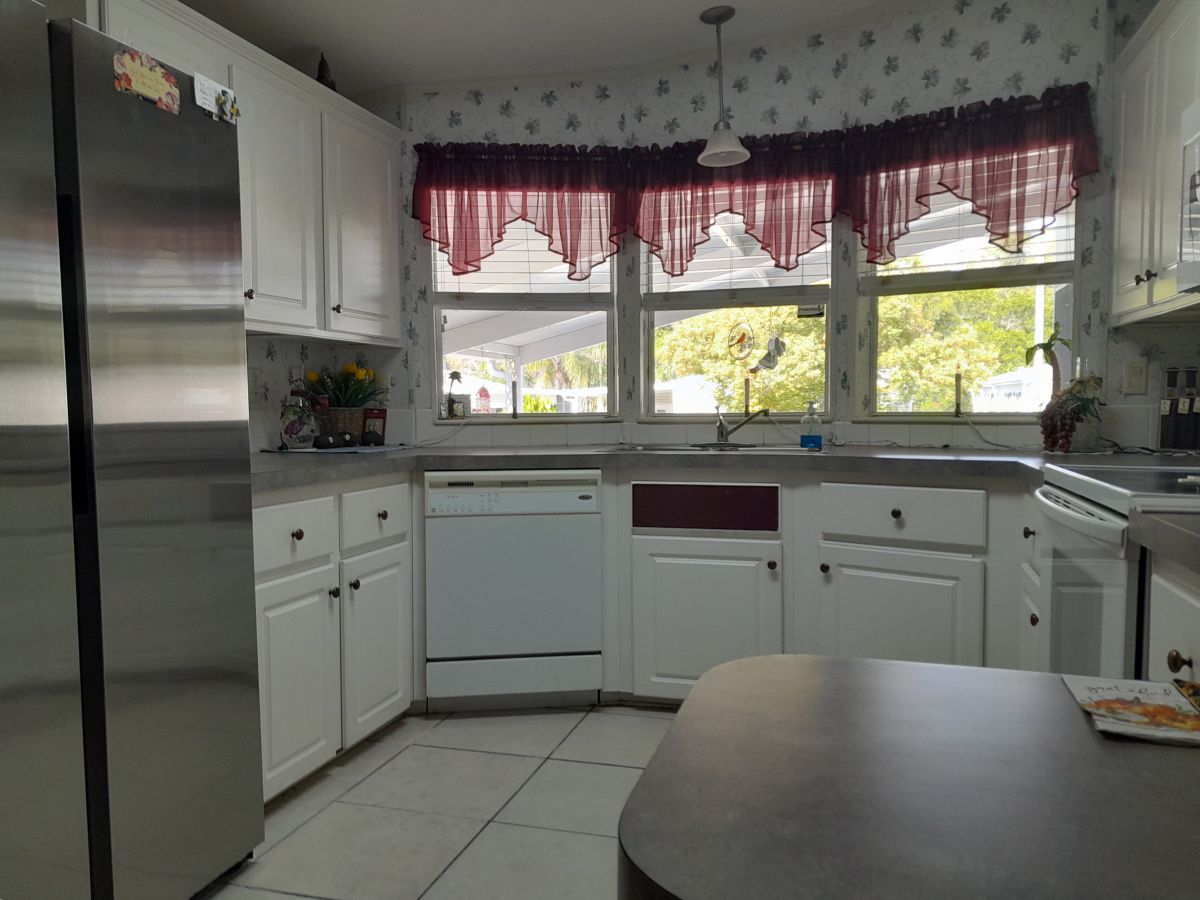 9836 KENNETH LN, LOT #84