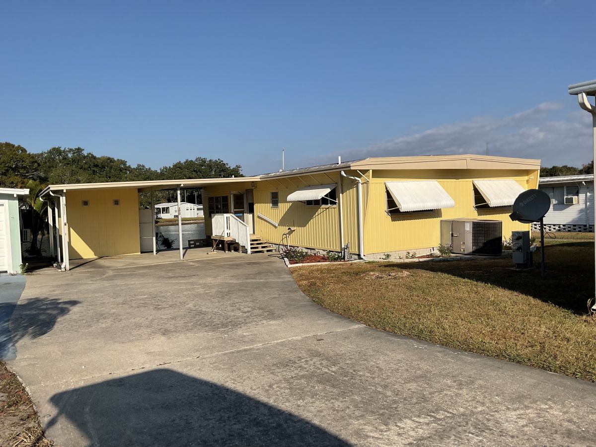 15420 LAKESHORE VILLA BLVD