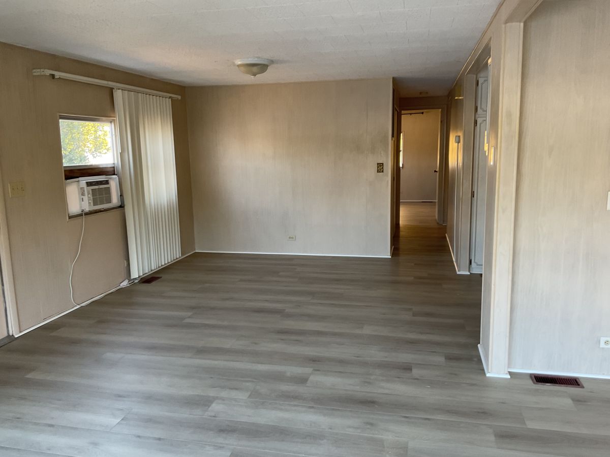 15420 LAKESHORE VILLA BLVD