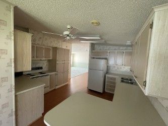 1009 47th Avenue East