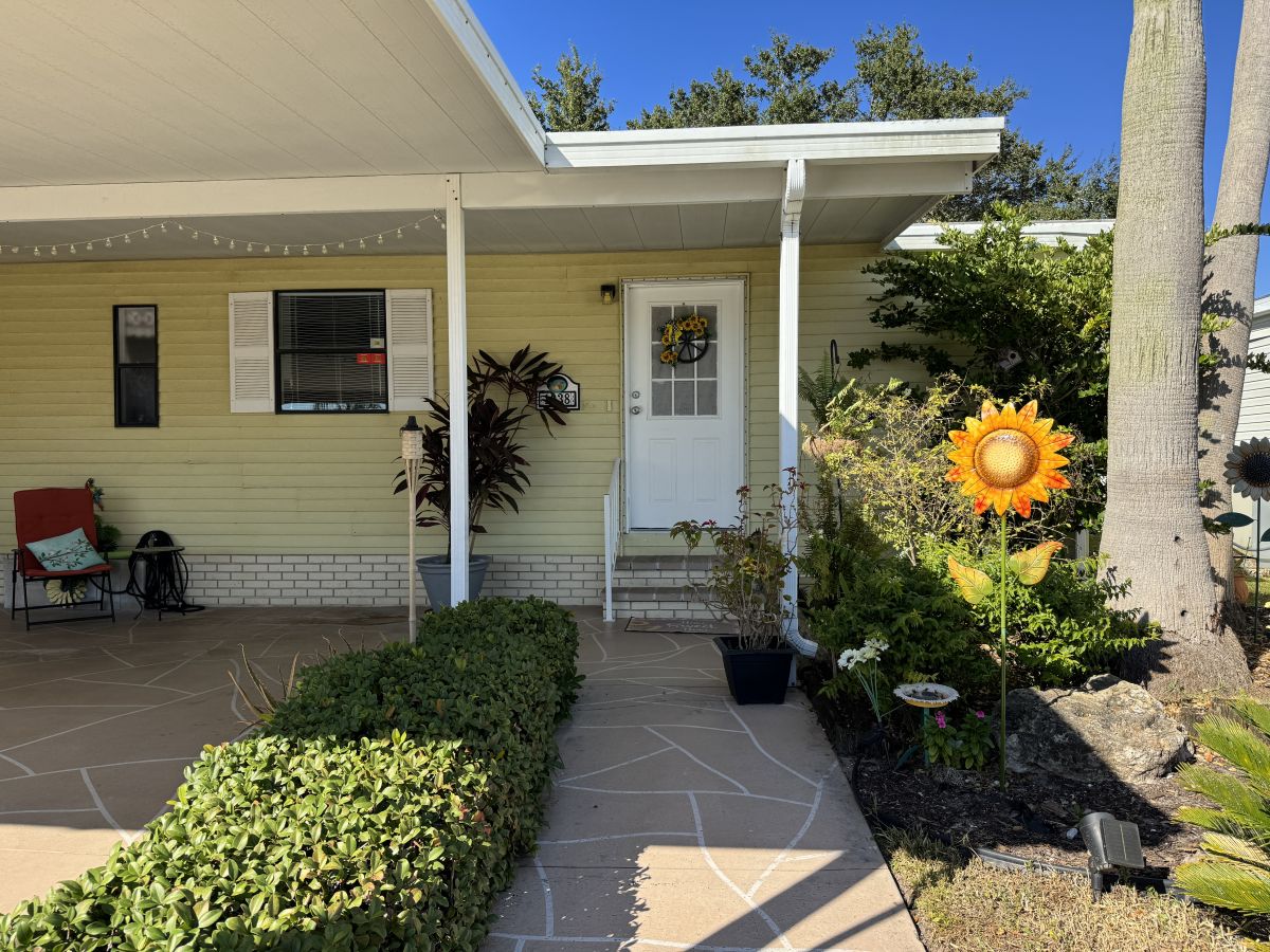 1938 BAYOU DRIVE NORTH