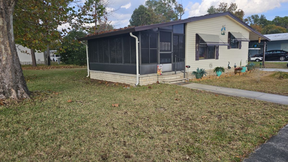 7041 W Rushport Lane