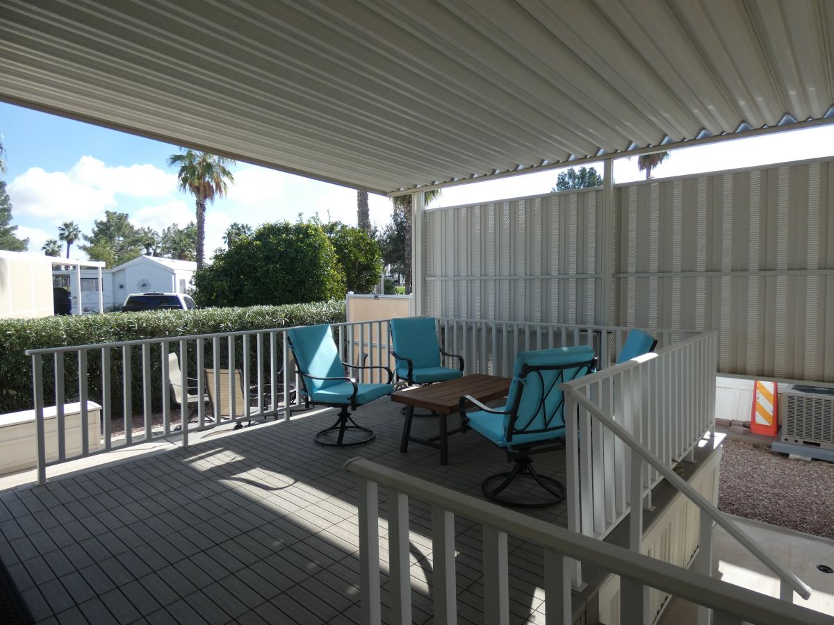 1110 North Henness Rd 1081