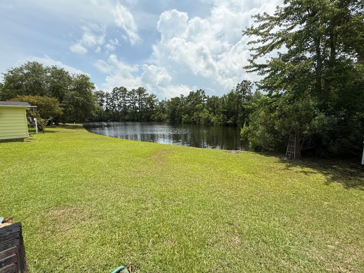 3191 Moonshadow Lane