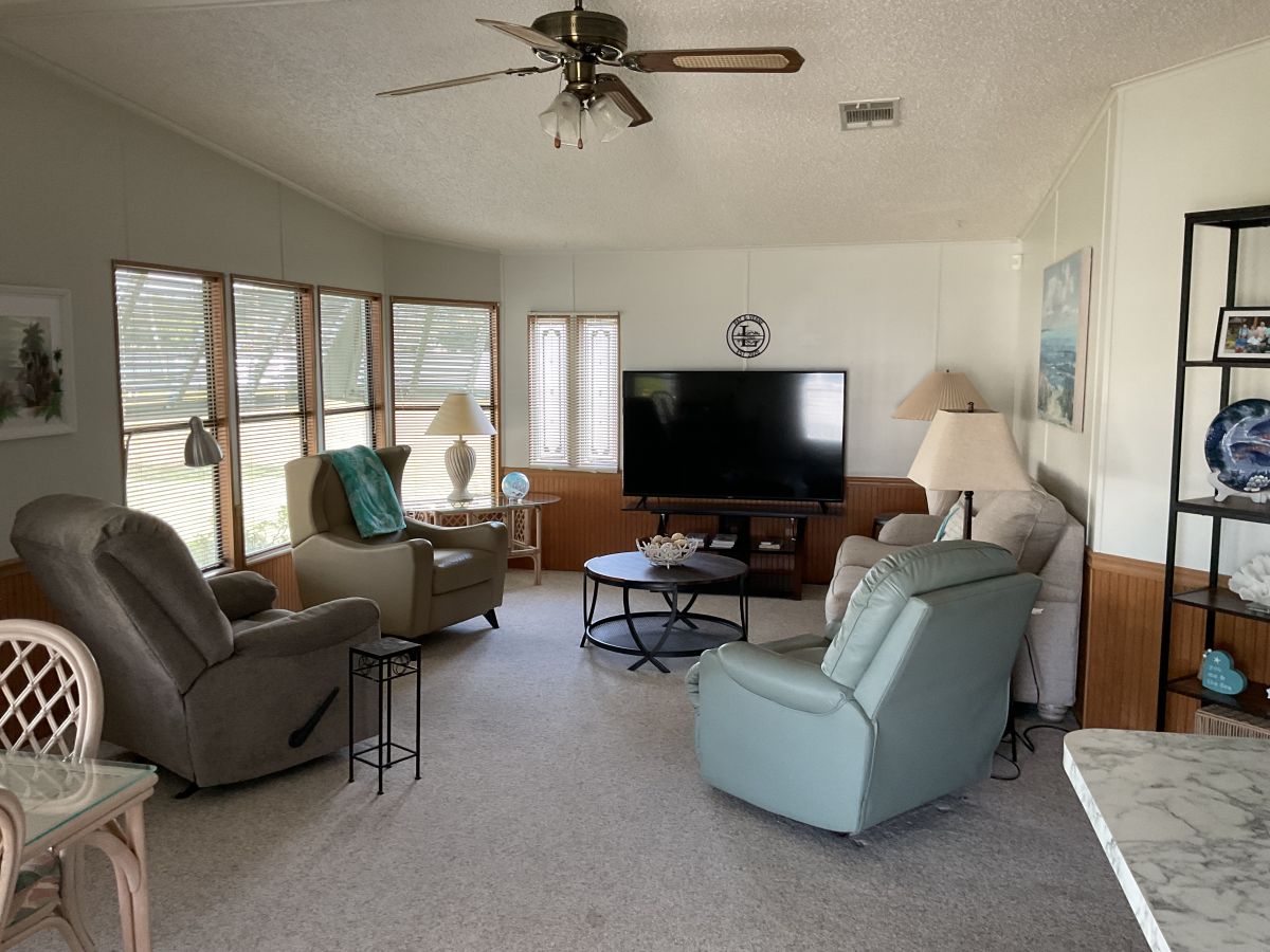 3901 Bahia Vista St. #101