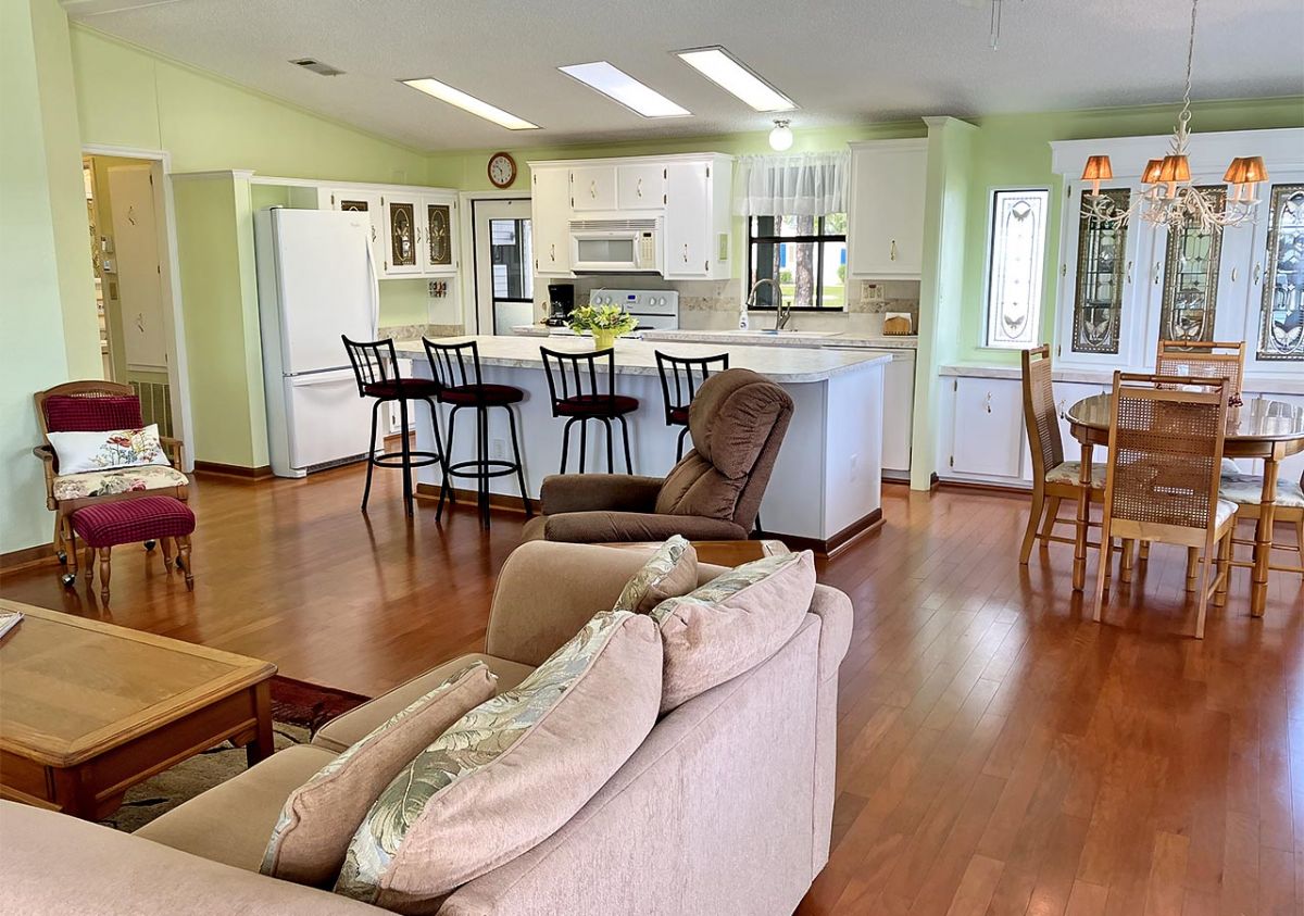 19663 PANDORA CIR. #415