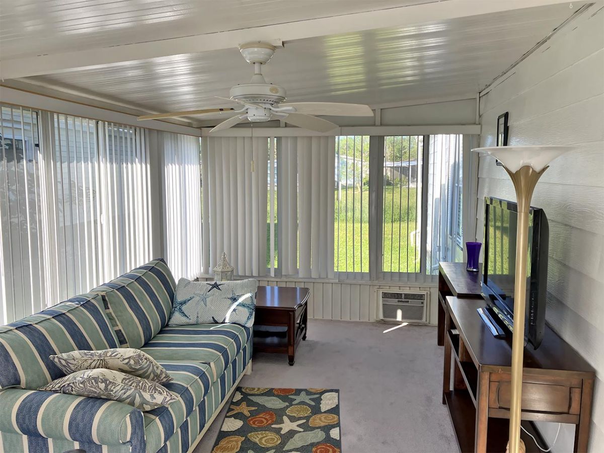 19714 CHARLESTON CIRCLE #75