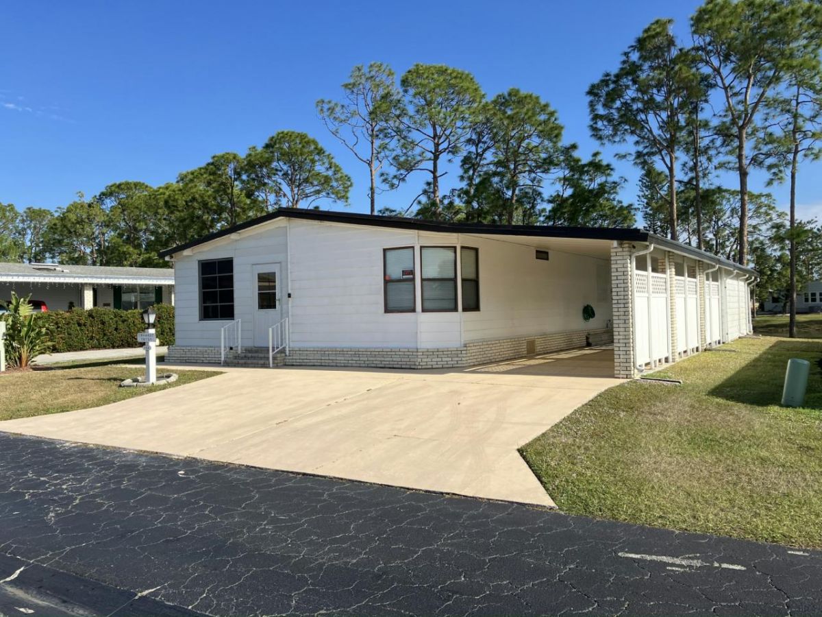 19731 WOODFIELD CIRCLE #154