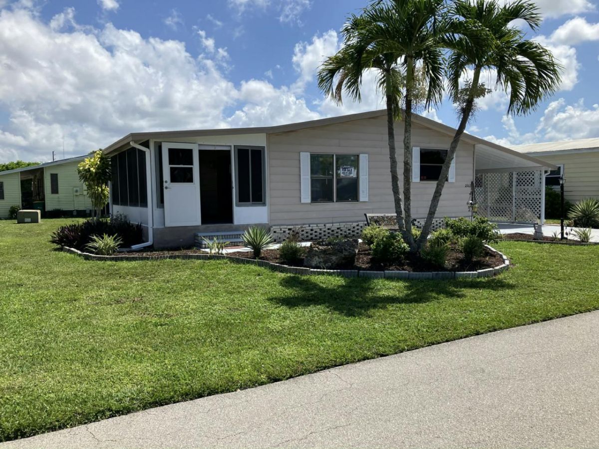 2102 POTOMAC WAY, #L02