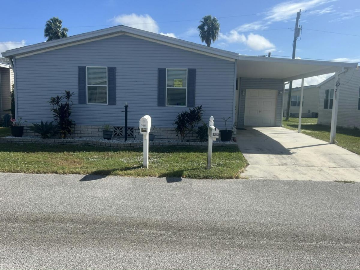 3212 Valencia Terrace Ln