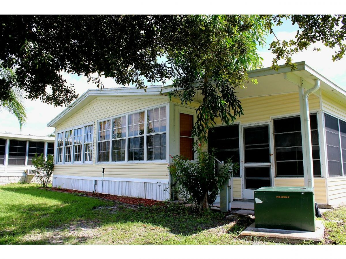 4515 SE PEACHWOOD TERR