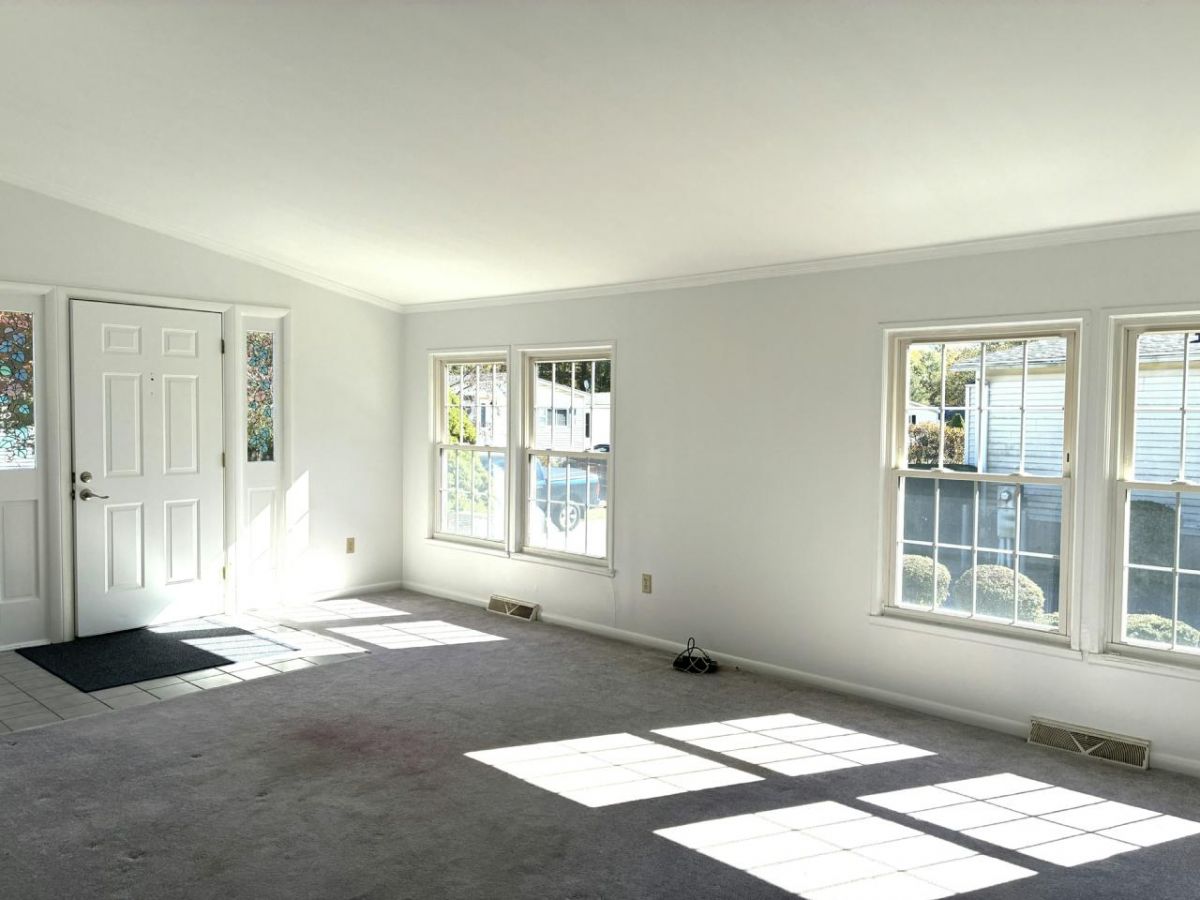 86 LEISUREWOODS DRIVE