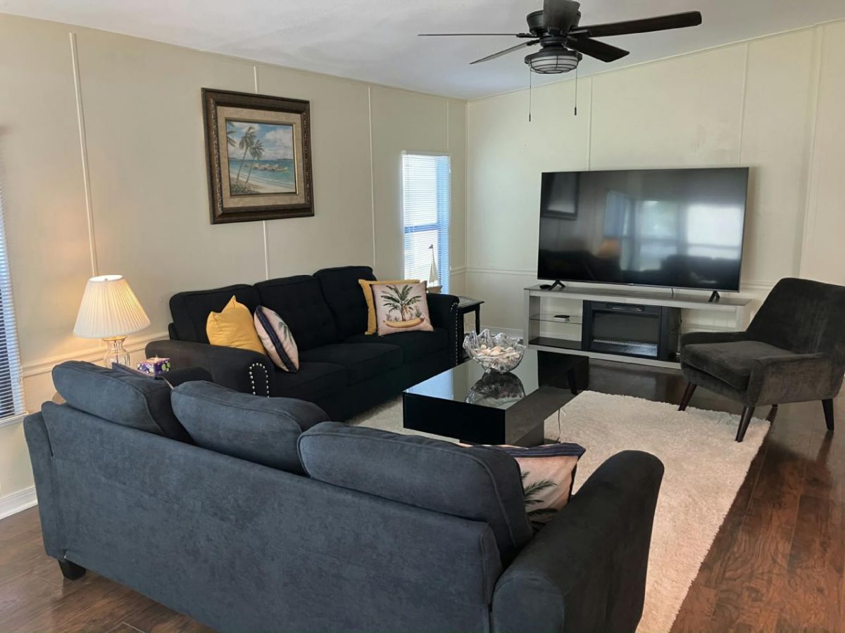 2101 POTOMAC WAY, #M07