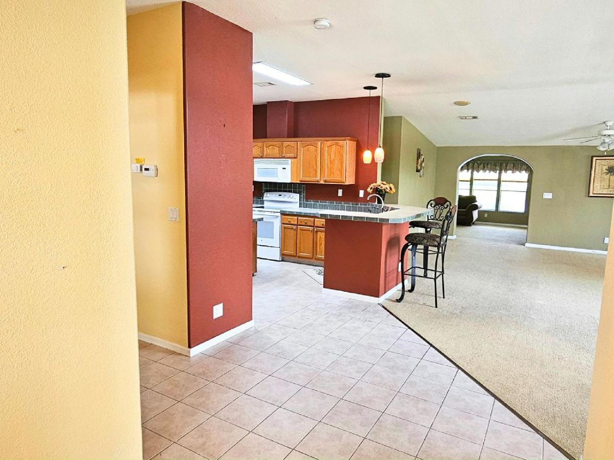 1926 Sunflower Circle