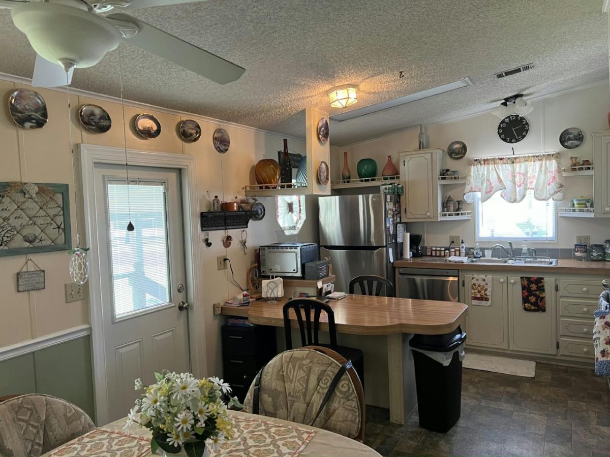 7080 SE CARROTWOOD LANE