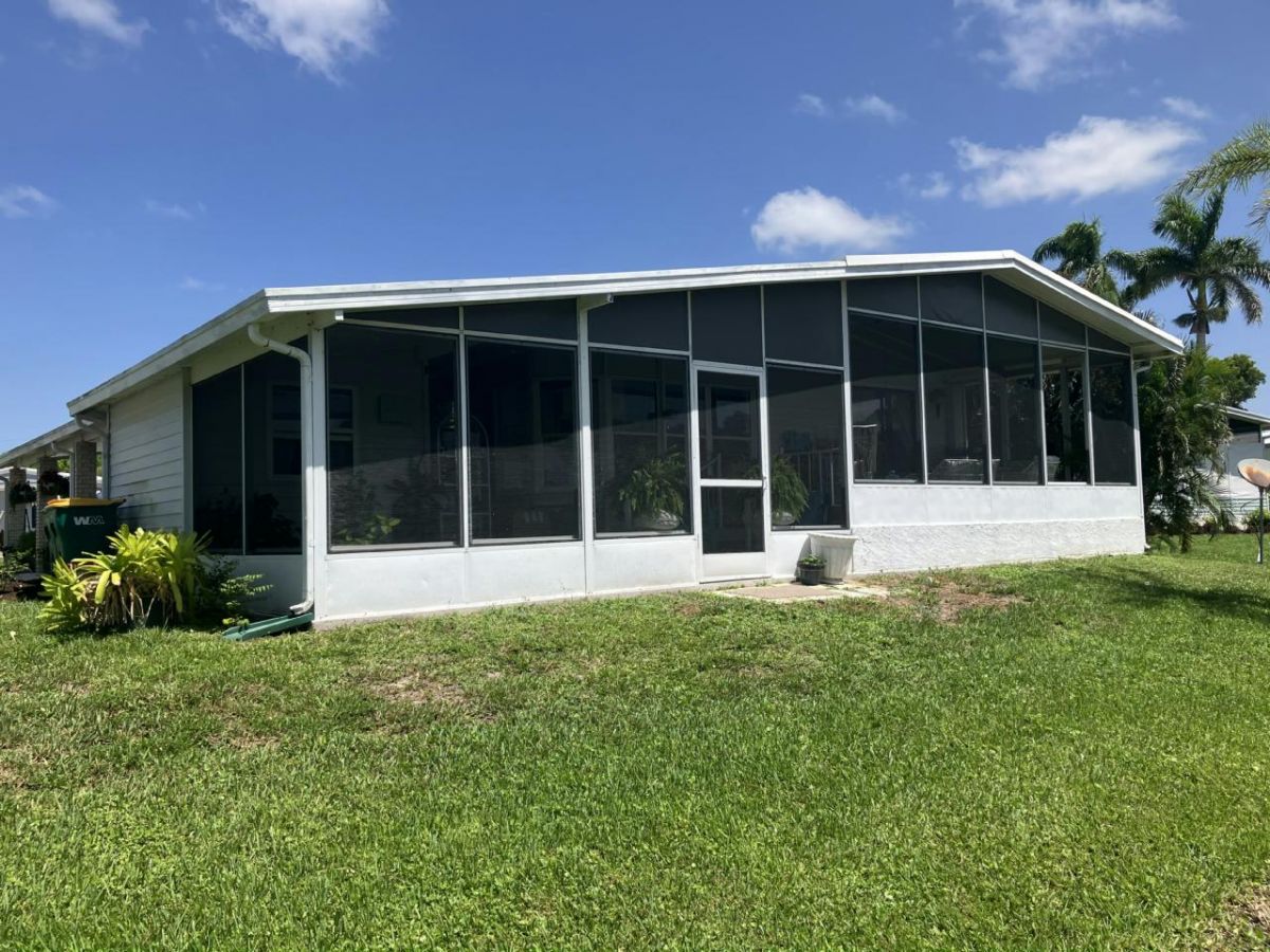 1712 HATTERAS LN, #G61