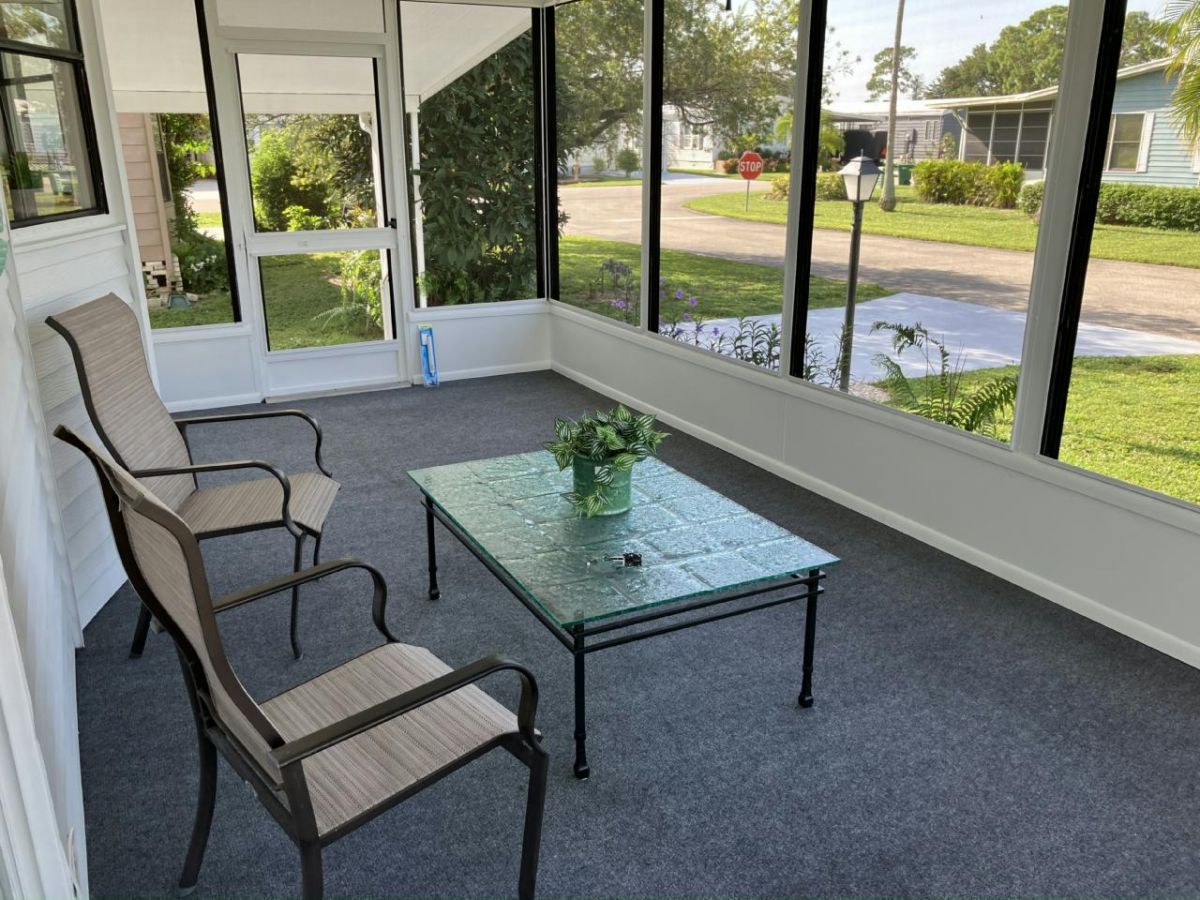 2302 NIAGARA LANE, #J02