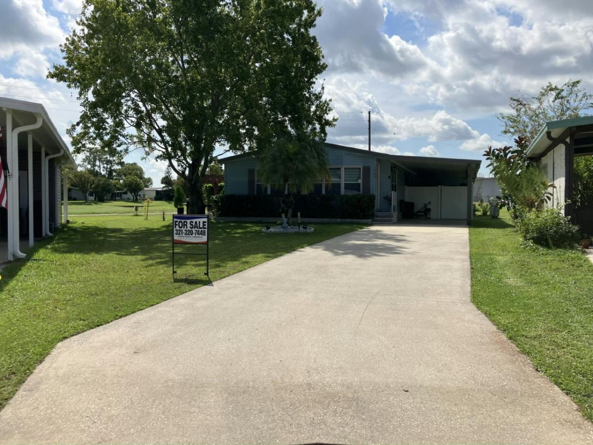 1969 WARWICK HILLS DR.