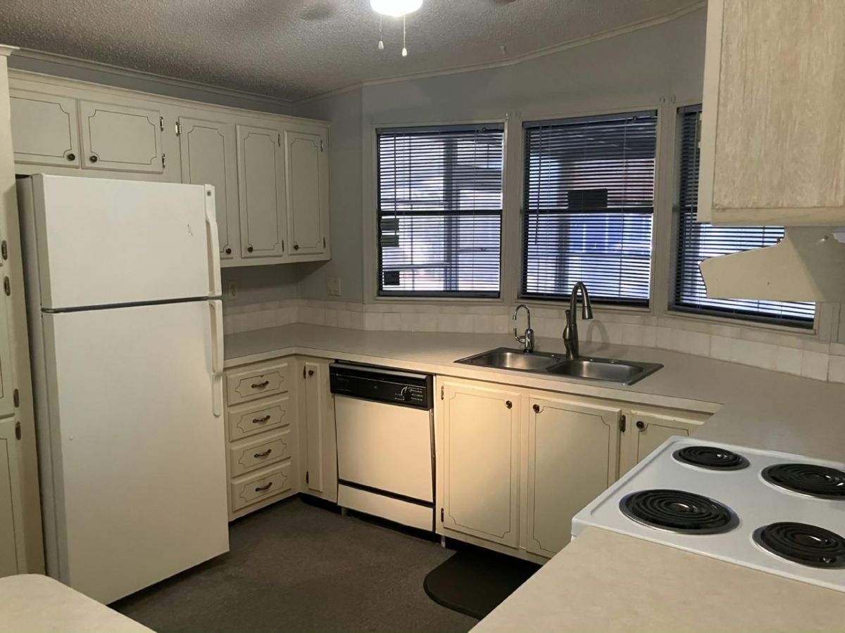 901 CAPE COD LANE, #1A09