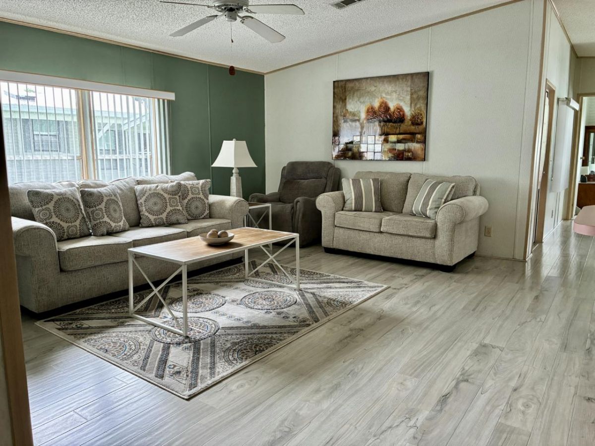 7067 SE ROSEWOOD LANE