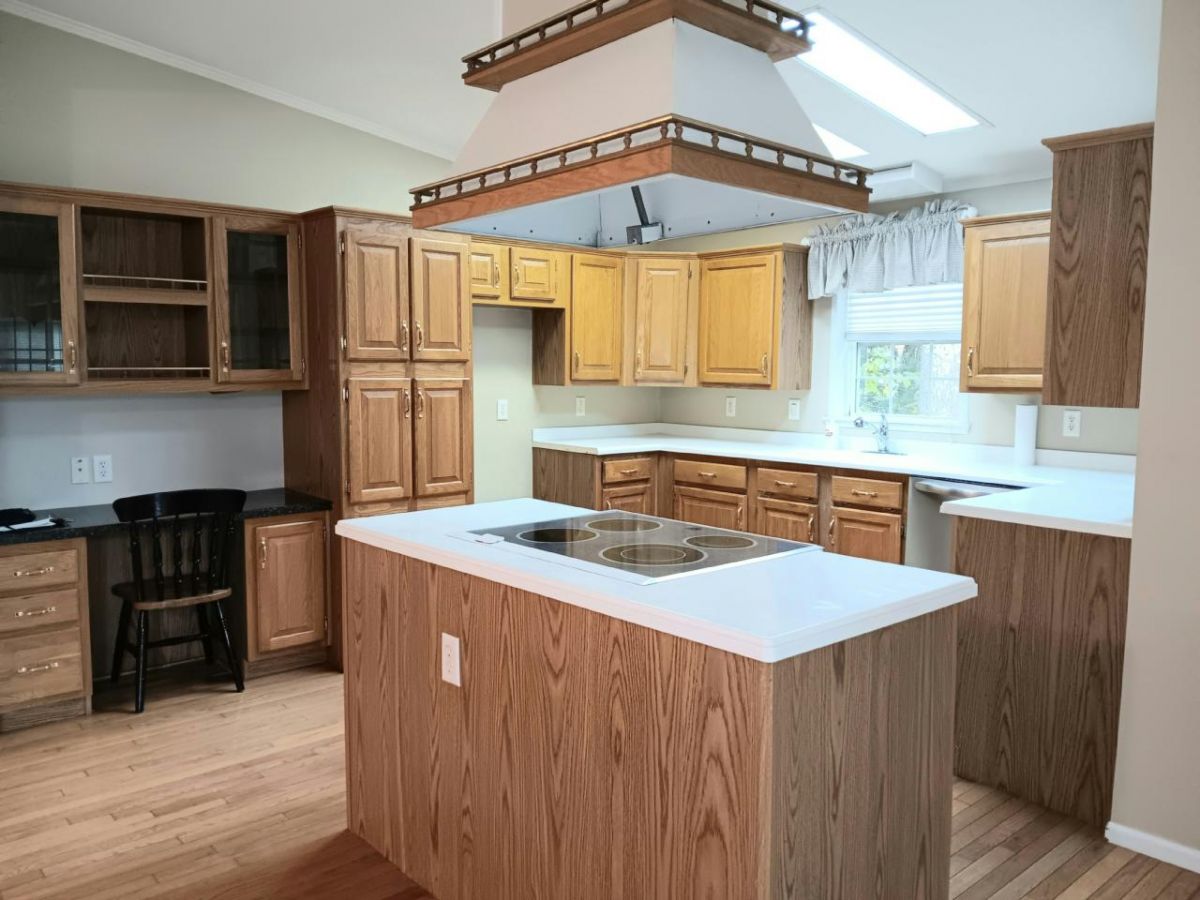 1808 Oak Point Drive