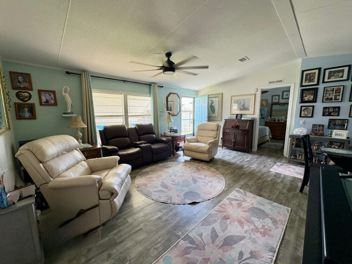 2237 Lakes of Melbourne Drive