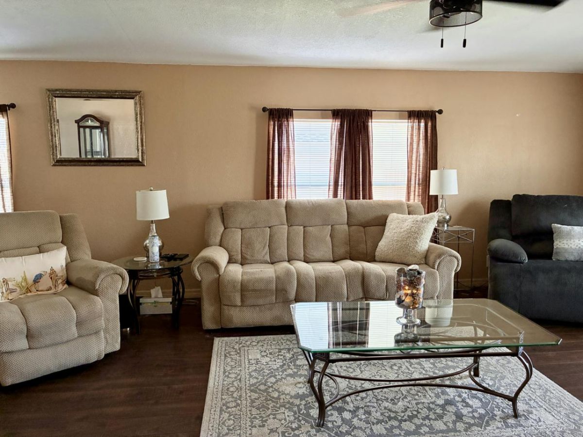 4612 SE COTTONWOOD TERR