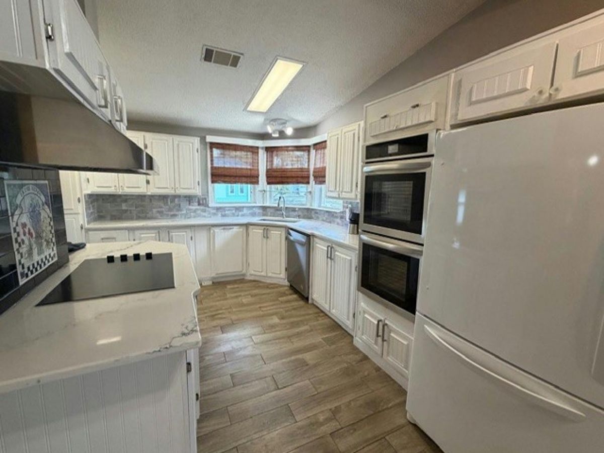 4014 Avenida Del Tura