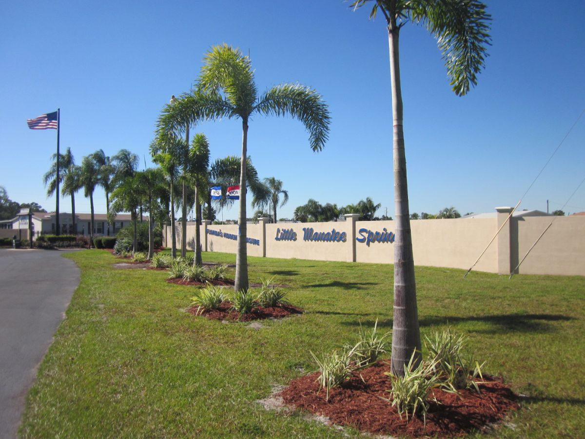 Little Manatee Springs Hometown America