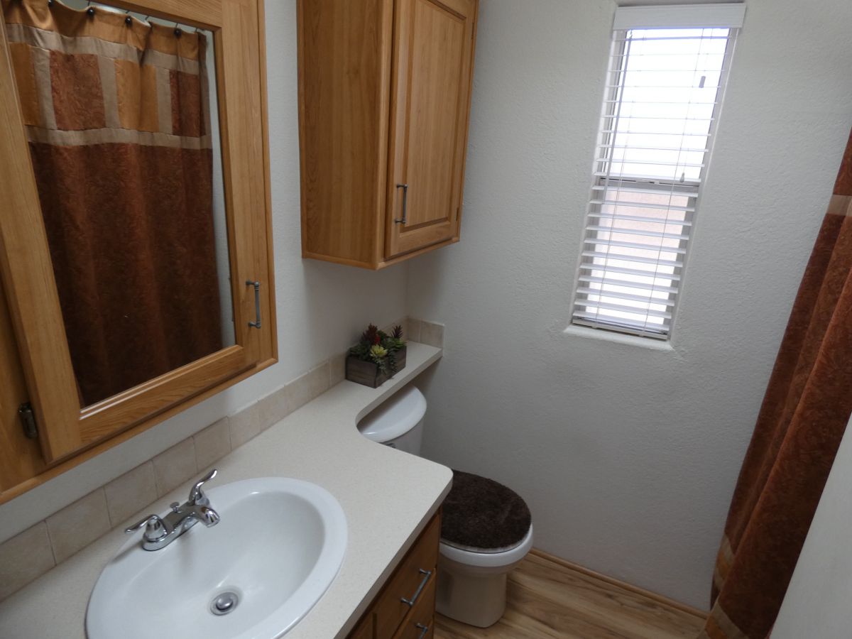 1110 North Henness Rd 512