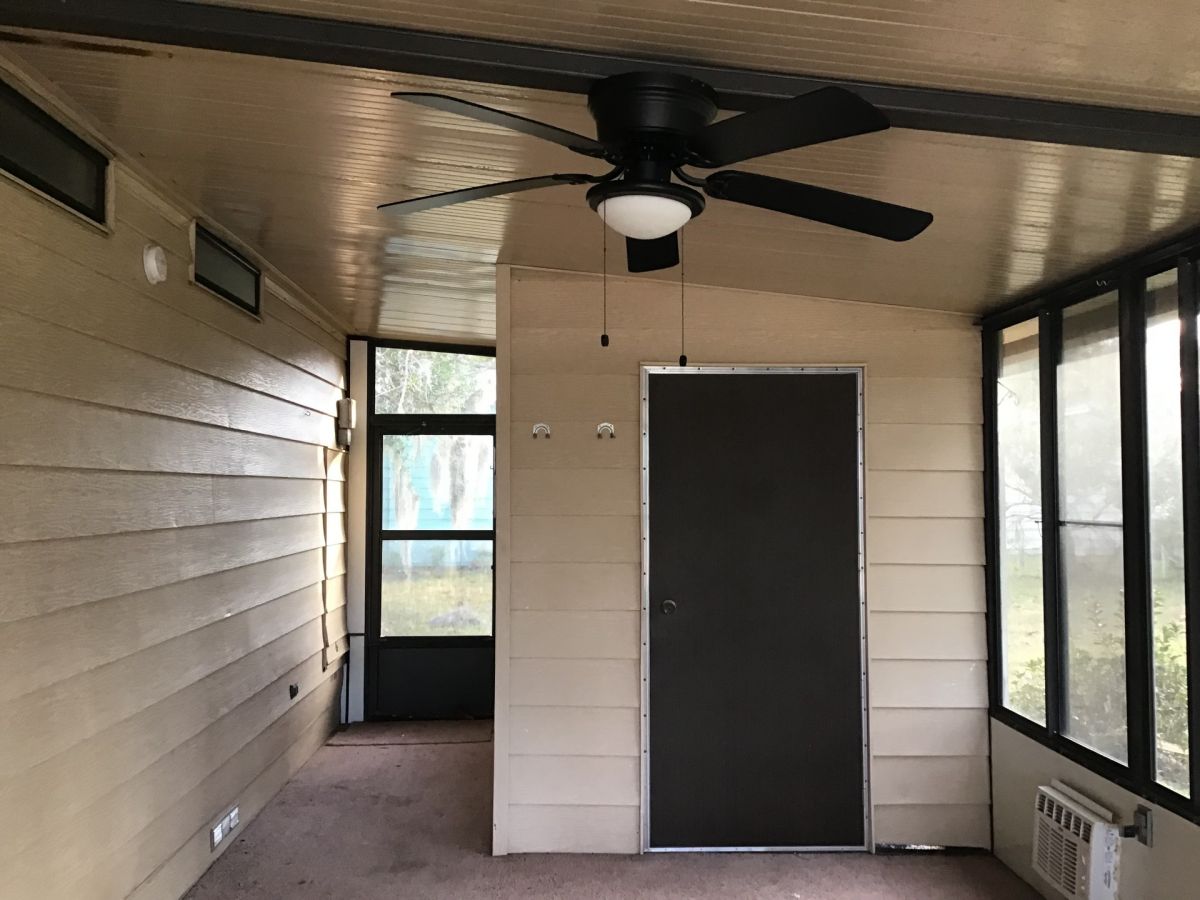 1305 Calle Bonita Dr.