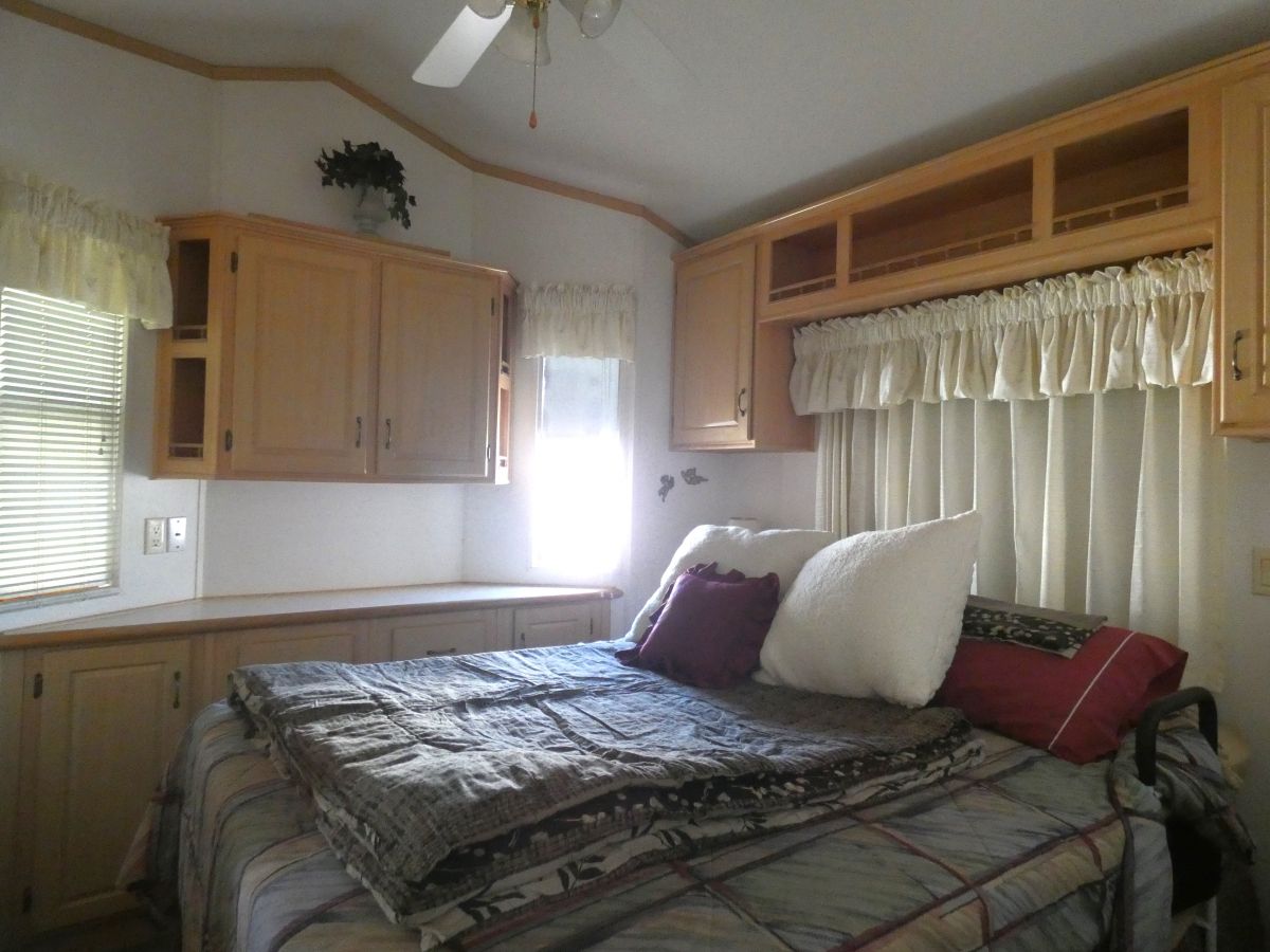 1110 North Henness Rd 249