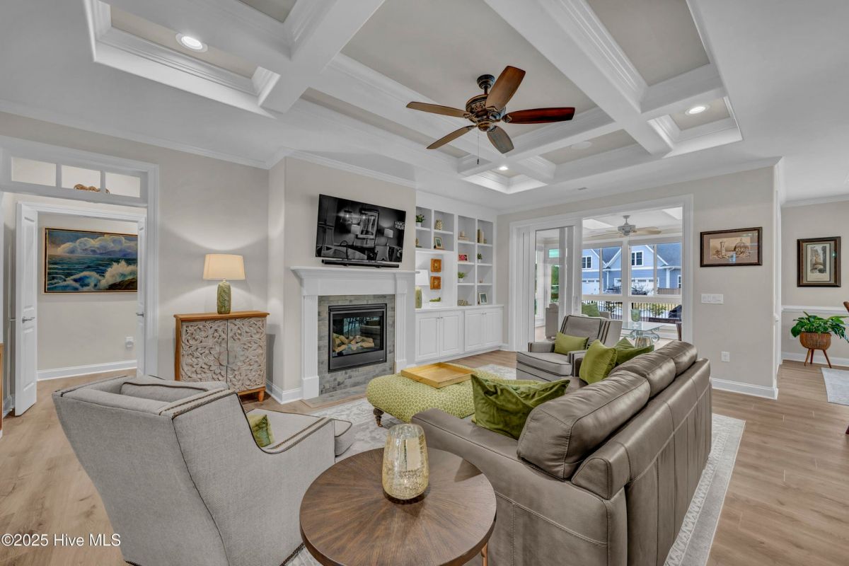 8224 Centerwood Drive