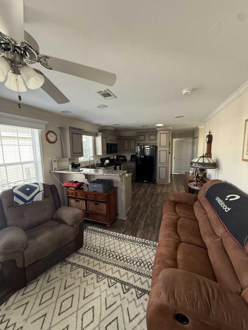 701 Aqui Esta Dr #105