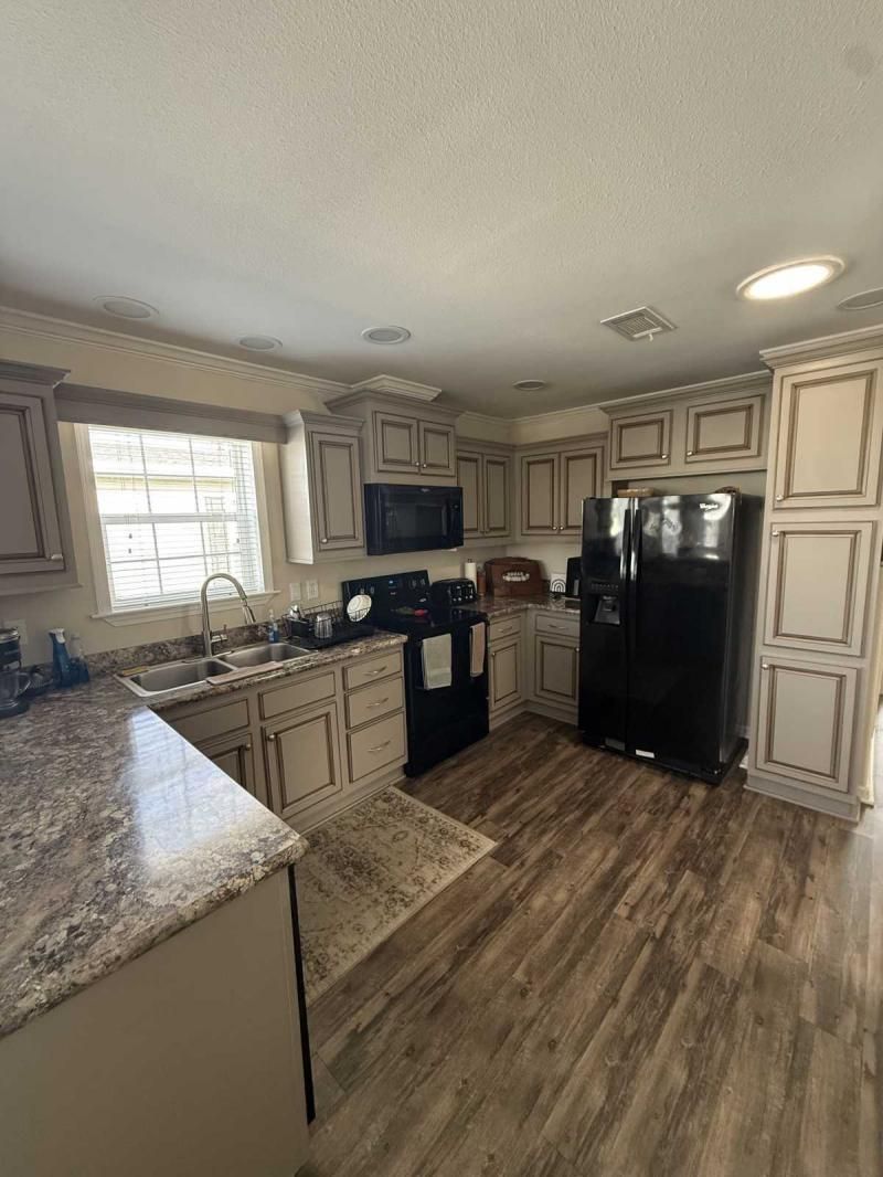 701 Aqui Esta Dr #105