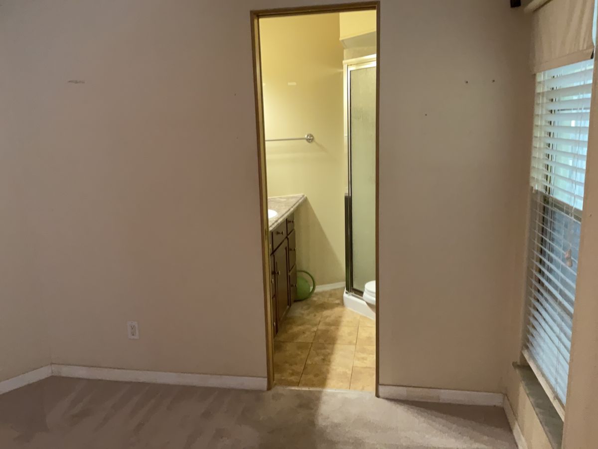 15406 LAKESHORE VILLA STREET