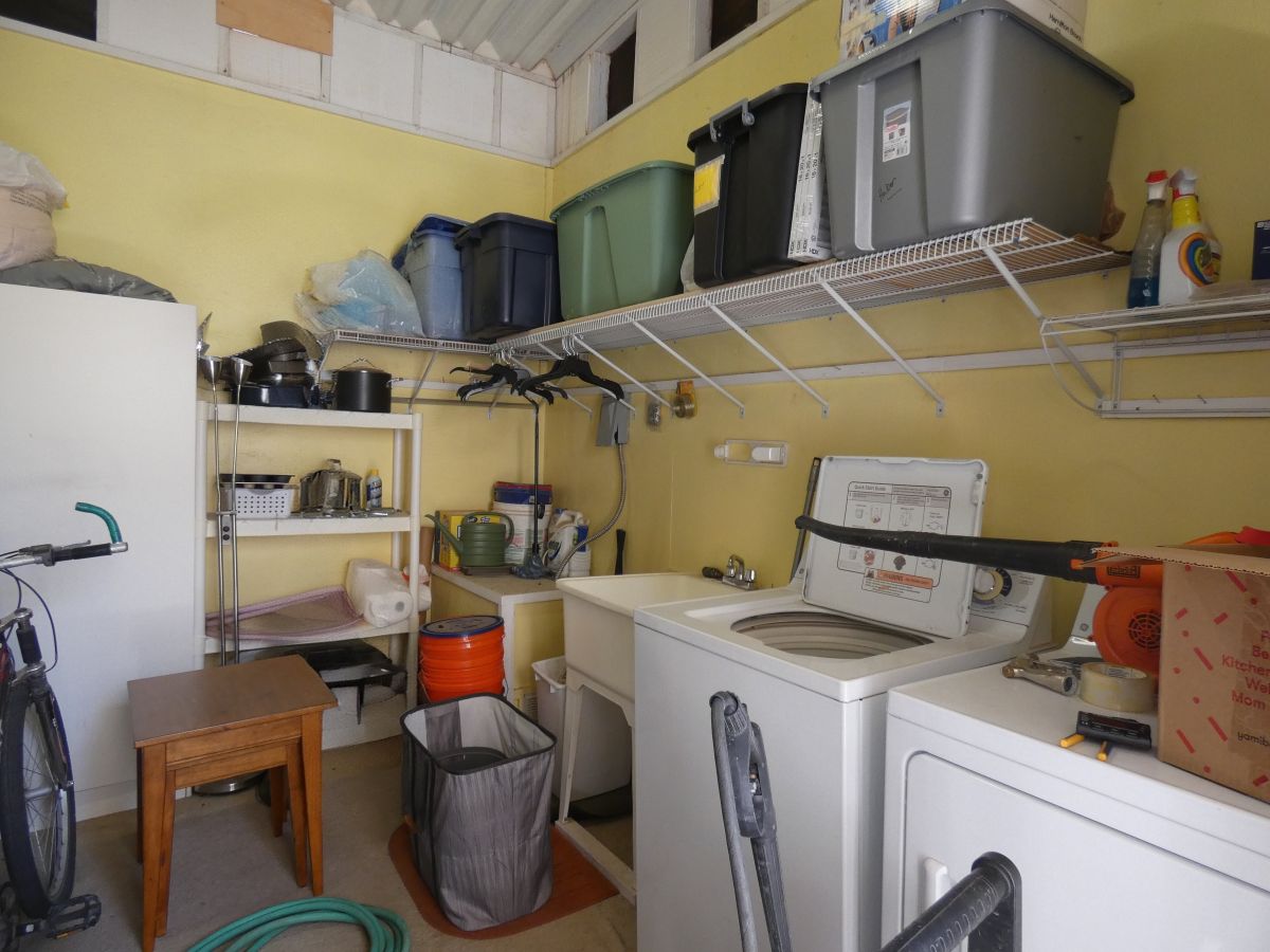 1110 North Henness Rd 255