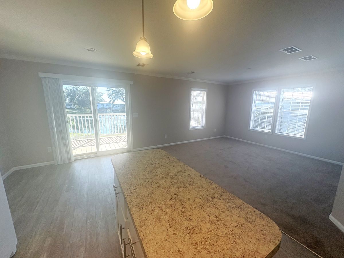 2552 NE Turner Ave #0080