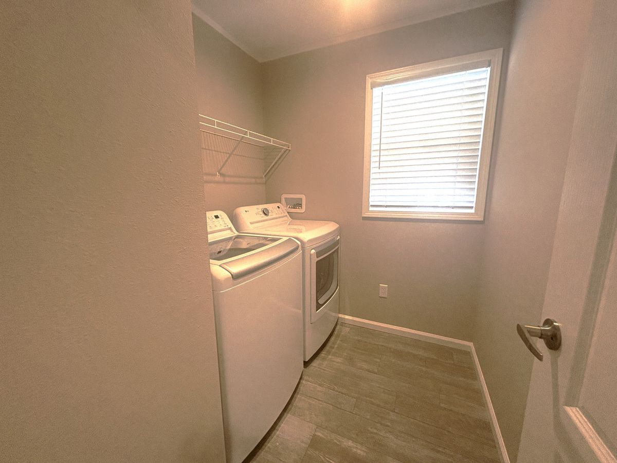 2552 NE Turner Ave #0080