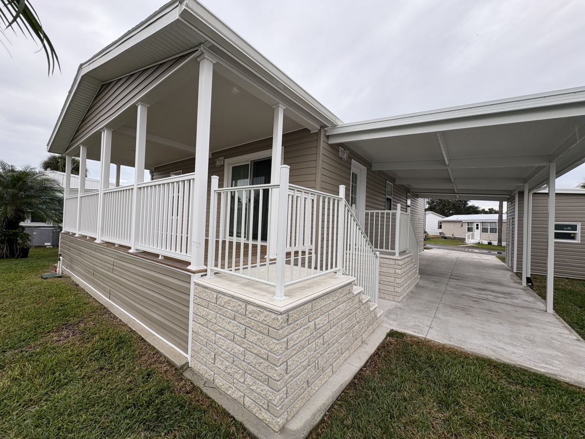 2552 NE Turner Ave #0080