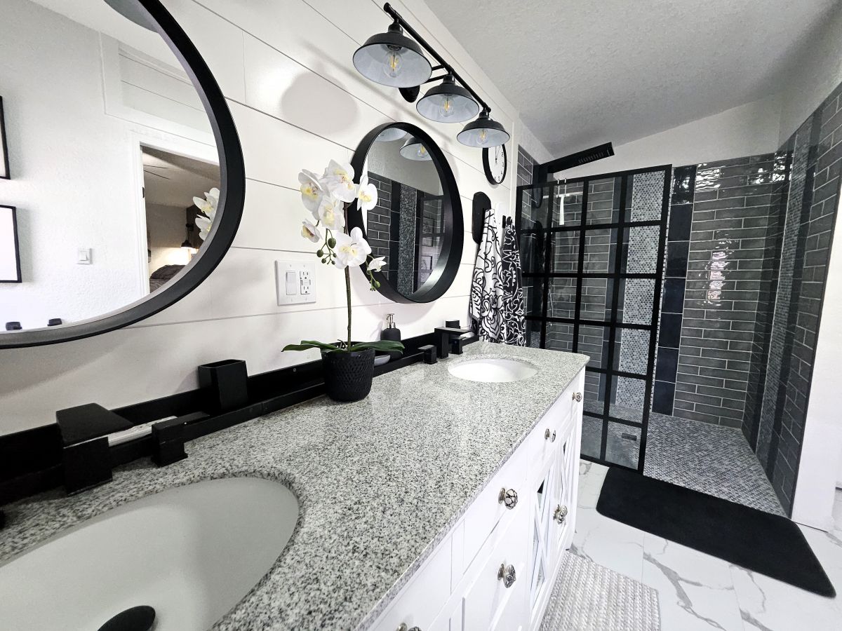 2400 E BASELINE AVENUE, #70